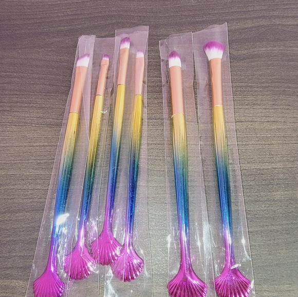 Make up brushes rainbow - Picture 4 of 6